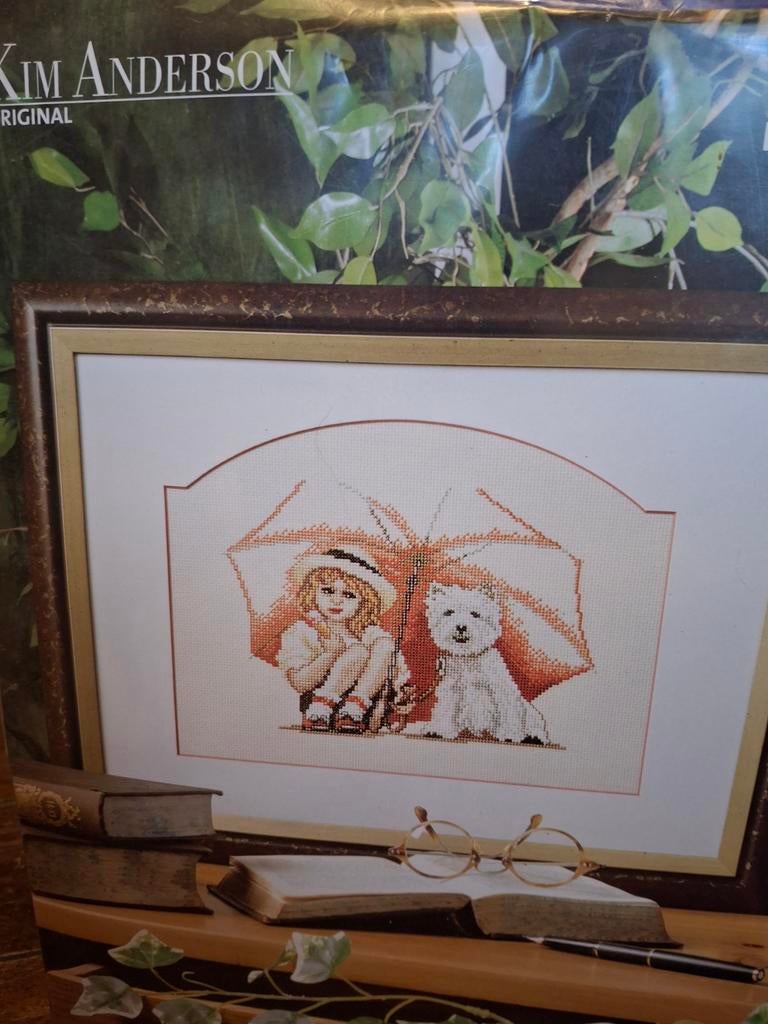Meisje met hond onder parasol, Ophalen of Verzenden, Nieuw, Borduurpakket