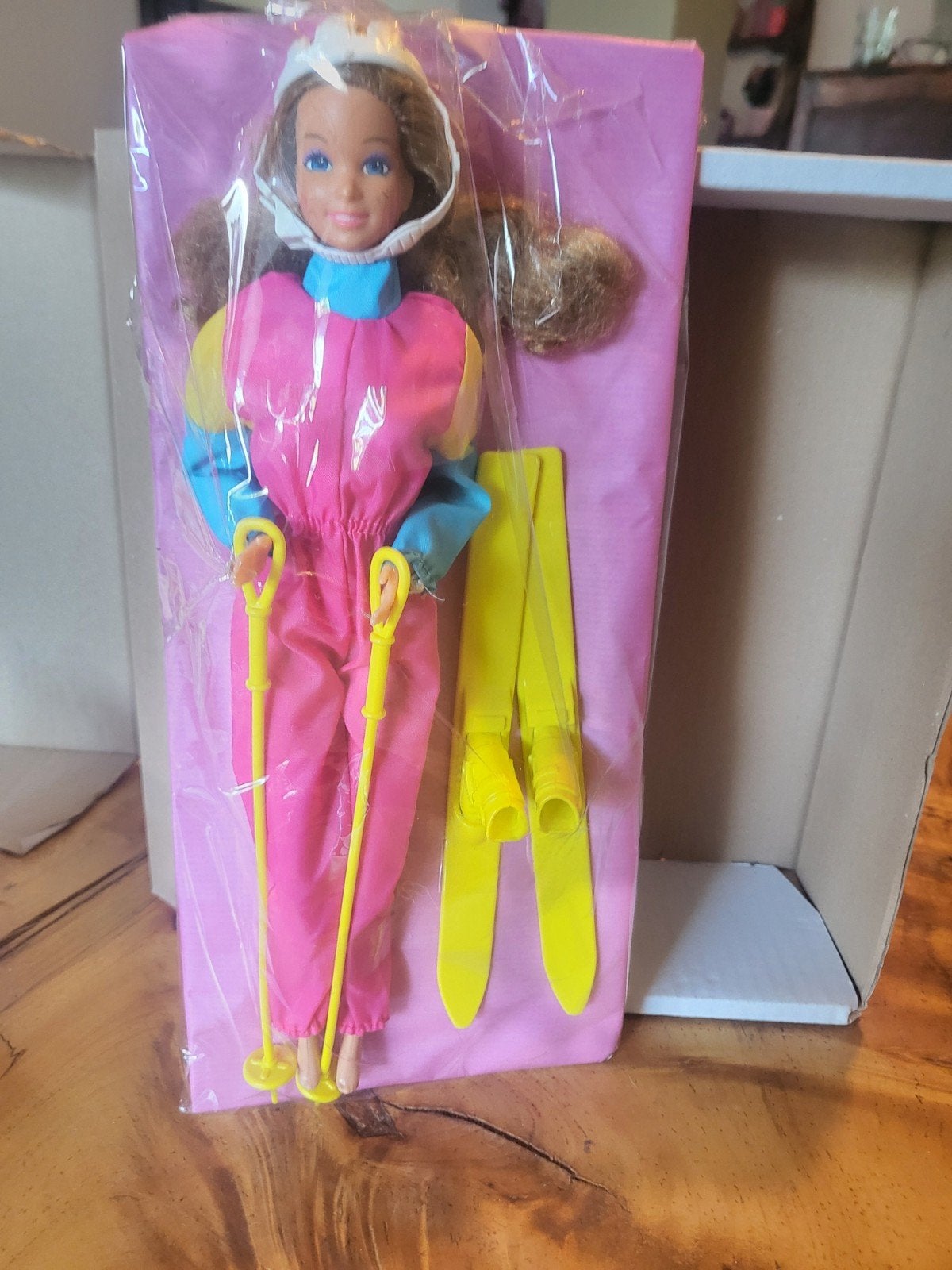 Vintage Barbie Ski Doll - Nieuw in verpakking, Kinderen en Baby's, Ophalen of Verzenden, Nieuw, Barbie