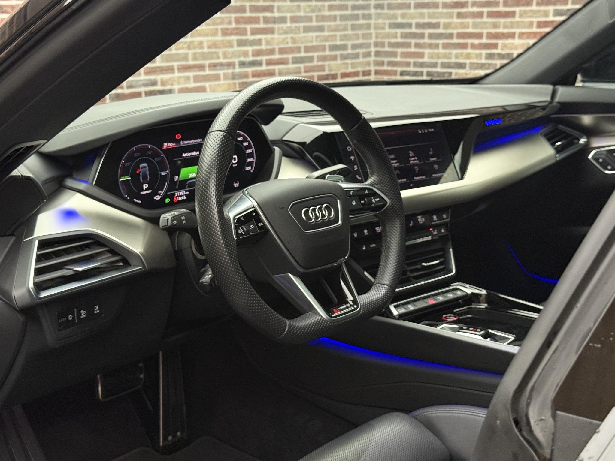 Audi e-tron GT RS 93 kWh DAK SFEER HEADUP CARPLAY LUCHTVERIN, Auto's, Automaat, Gebruikt, Zwart, 598 pk