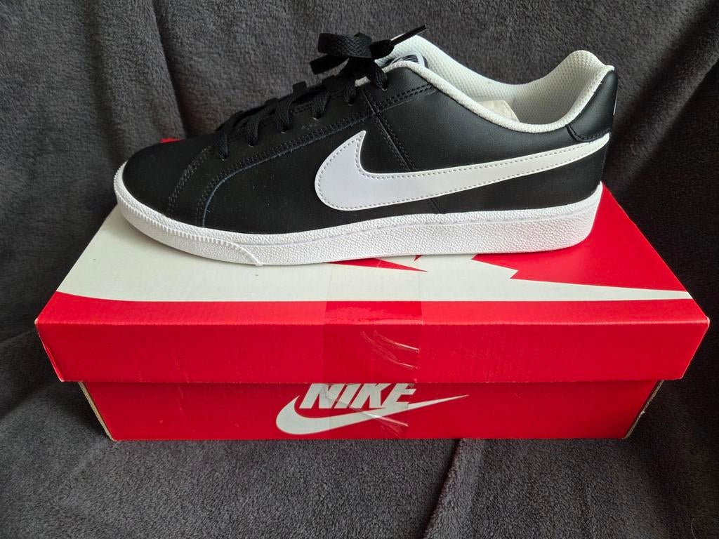 Nike Court Royale - Maat 44 - Nieuw in doos, Zwart, Nike, Nieuw, Ophalen of Verzenden