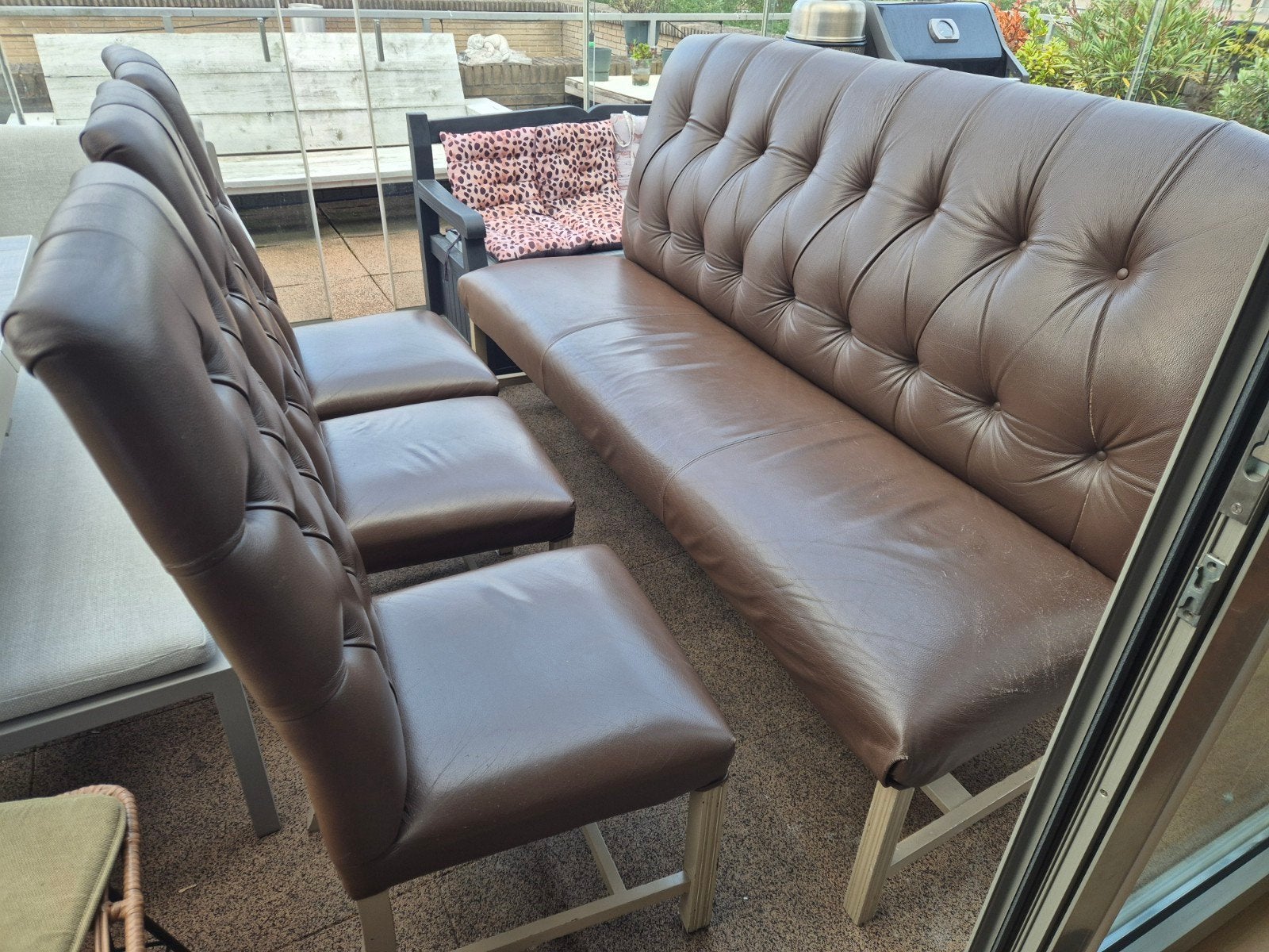 eetbank met 3 bijpassende stoelen, bruin leer, Huis en Inrichting, Ophalen, Gebruikt, Hout