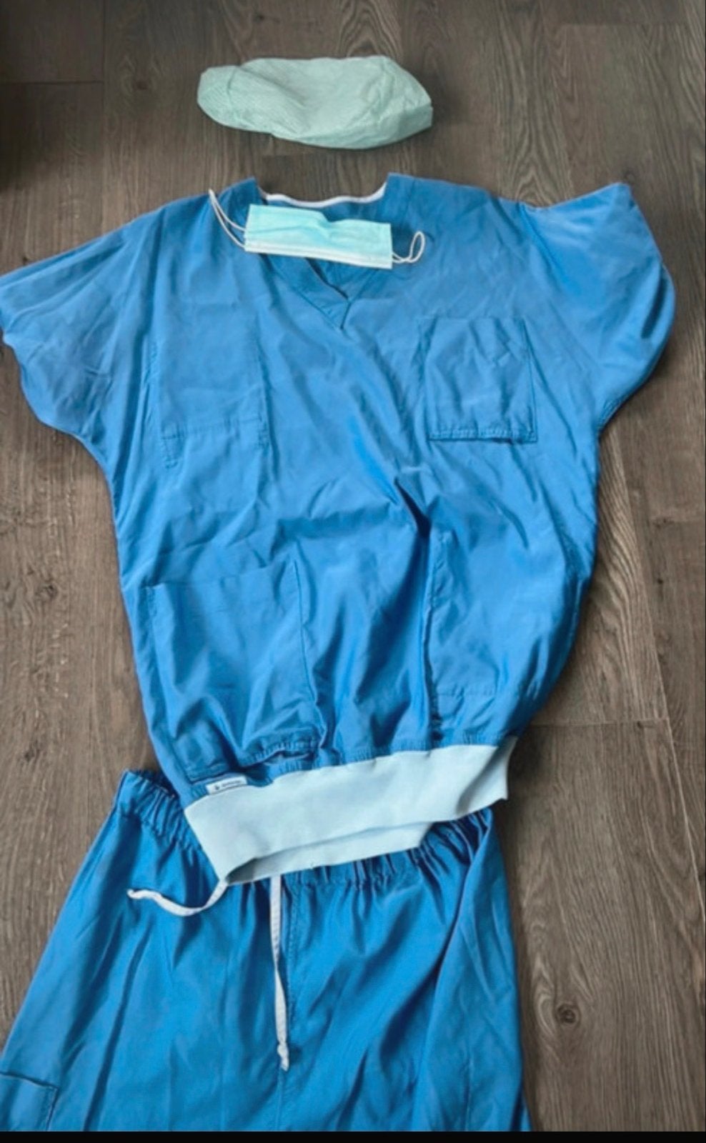Chirurgische set - Blauw (bovenstuk en broek), Kleding | Dames, Ophalen of Verzenden, Zo goed als nieuw