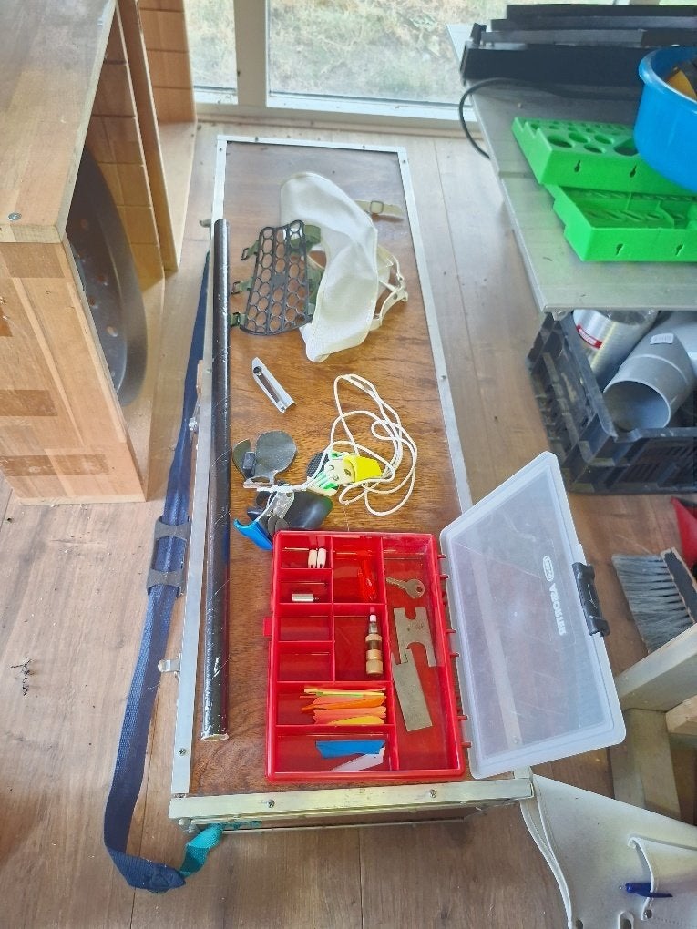 Recurve handboog met contragewichten en accessoires, Ophalen, Gebruikt, Recurveboog