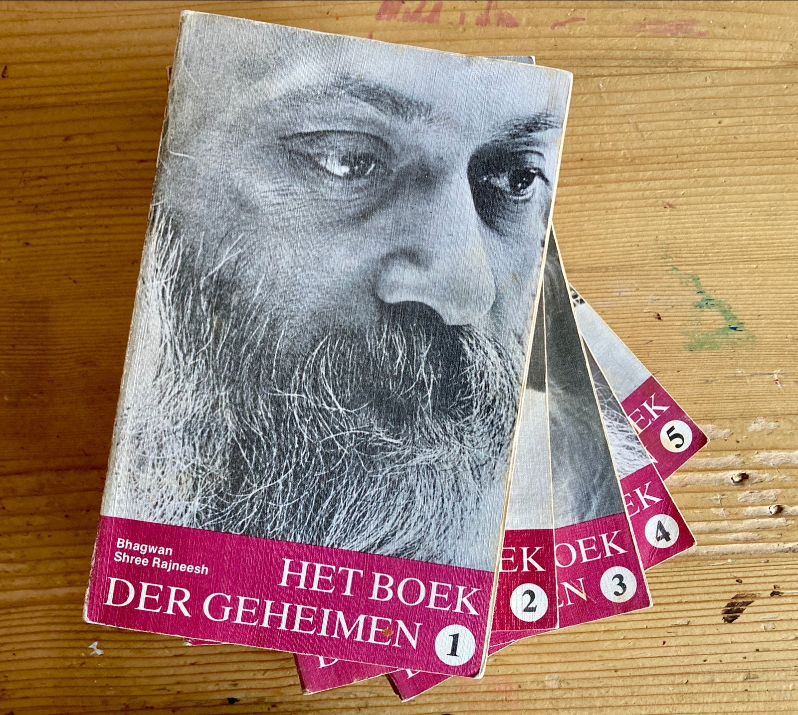 Osho - Het Boek Der Geheimen (deel 1 t/m 5), Boeken, Ophalen, Gelezen, Meditatie of Yoga, Achtergrond en Informatie