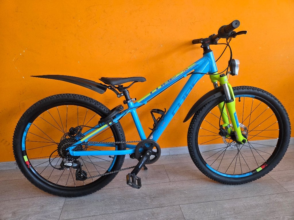 Cube 240 Race 24 inch, Fietsen en Brommers, Ophalen, Gebruikt, 20 inch of meer