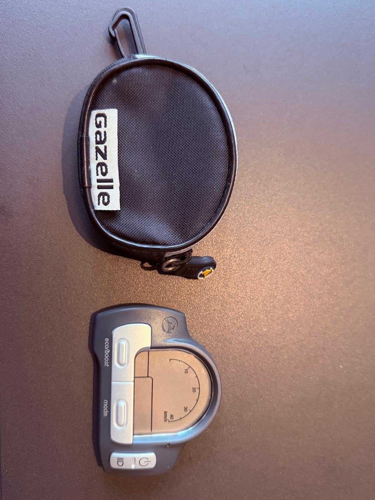 Gazelle Innergy display en hoesje nieuw, Fietsen en Brommers, Ophalen of Verzenden, Snelheidssensor, Nieuw