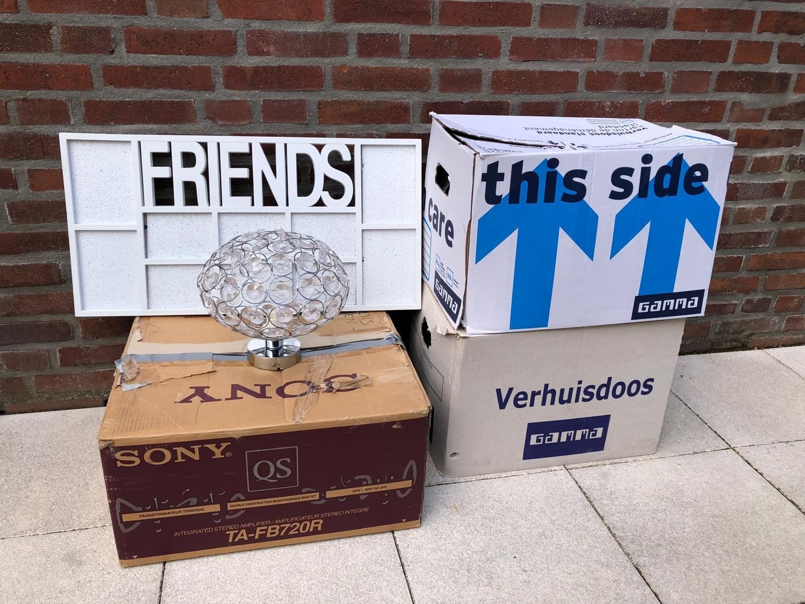 3 dozen rommelmarkt spullen, boeken, cd's, fotolijstjes, enz, Diversen, Ophalen of Verzenden, Gebruikt