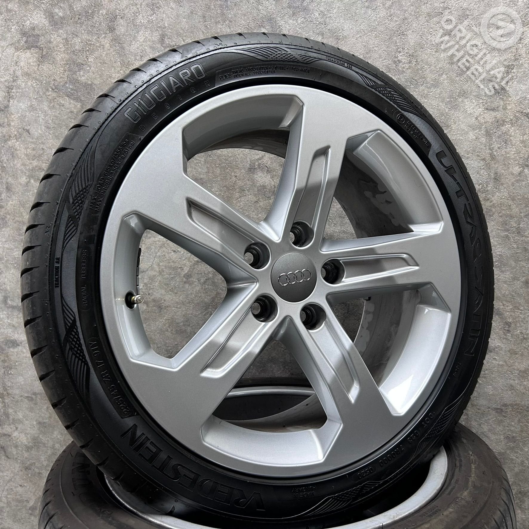 diversen 17 inch originele velgen + zomerbanden Audi A3, Gebruikt, -, -, Banden en Velgen