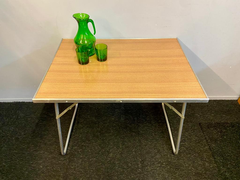 Vintage Campingtafel jaren 70 retro klaptafel kampeertafel, Caravans en Kamperen, Campingtafel, Ophalen of Verzenden, Zo goed als nieuw