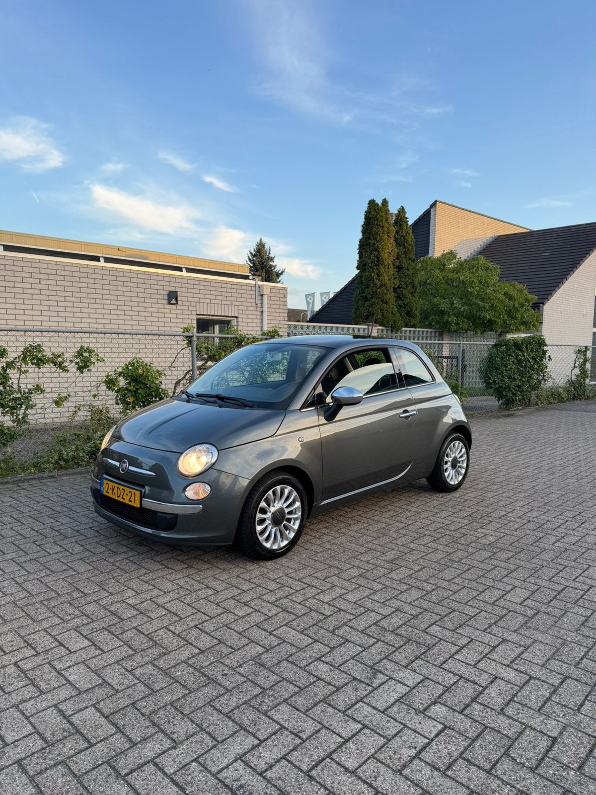 Fiat 500 0.9 Twinair Turbo - Panorama - Grijs, Voorwielaandrijving, 86 pk, 31 €/maand, 905 kg