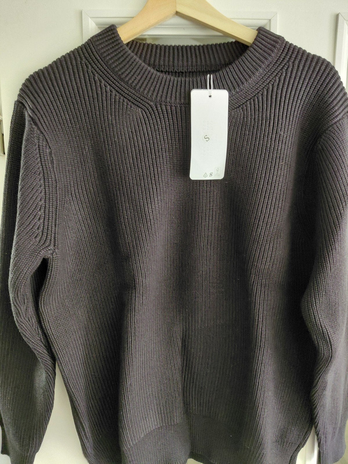 Nieuwe zwarte wollen trui - Maat S, Kleding | Heren, Ophalen of Verzenden, Nieuw, Maat 46 (S) of kleiner, Zwart