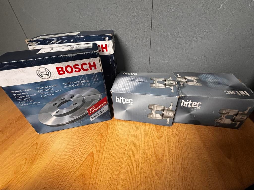 Bosch / hitec Remklauwen vzijde + schijven V+A, Ophalen, Nieuw, Alfa Romeo