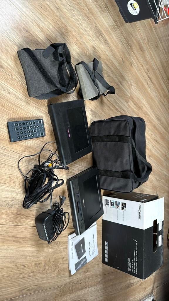 Nextbase Portable DVD Spelers (2 stuks) met accessoires, Audio, Tv en Foto, Dvd-spelers, Gebruikt, Draagbaar, Ophalen, Overige merken