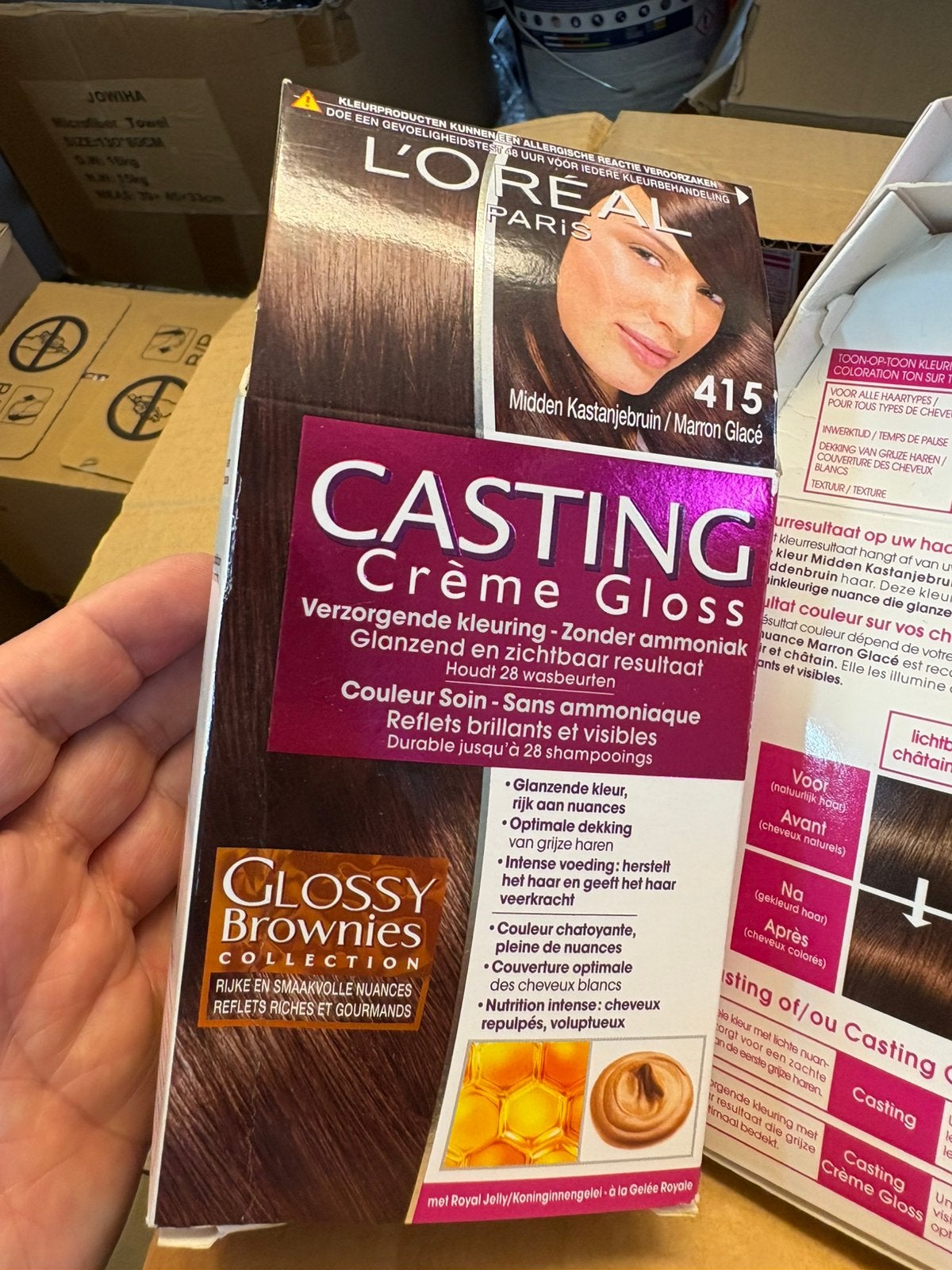 Grote partij 2000 stuks L’Oréal haarverf, Diversen, Rommelmarktspullen, Ophalen, Nieuw, Loreal, Info@stockdeal.nl