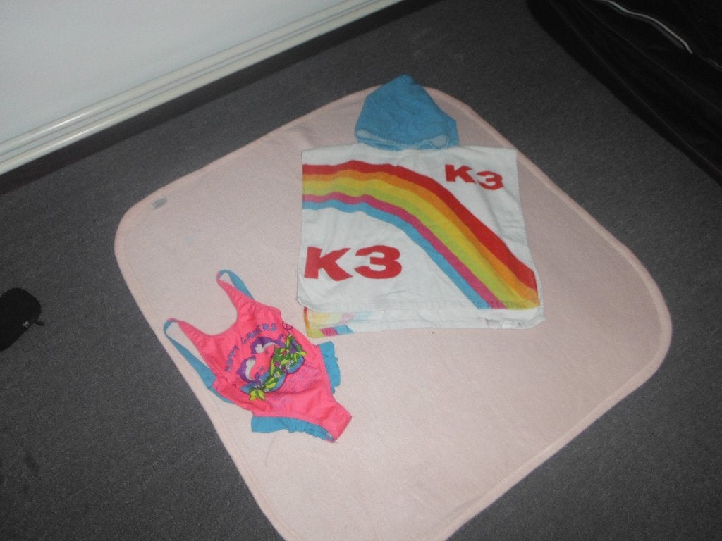K3 badcape + zwempak + bikini maat 92, Meisje, Ophalen of Verzenden, Zo goed als nieuw, Badponcho
