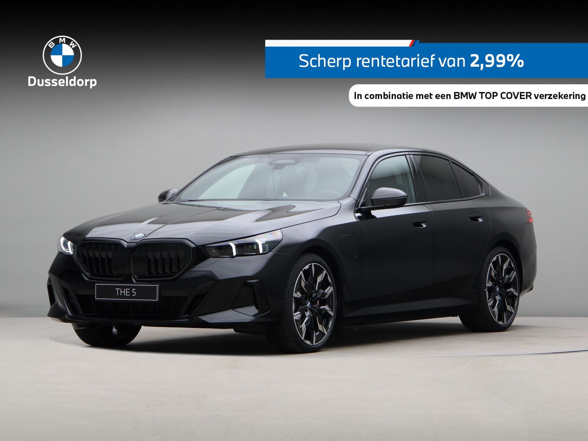 BMW 5 Serie 550e xDrive (bj 2026, automaat), Auto's, Automaat, Zwart, Overige brandstoffen, Zwart