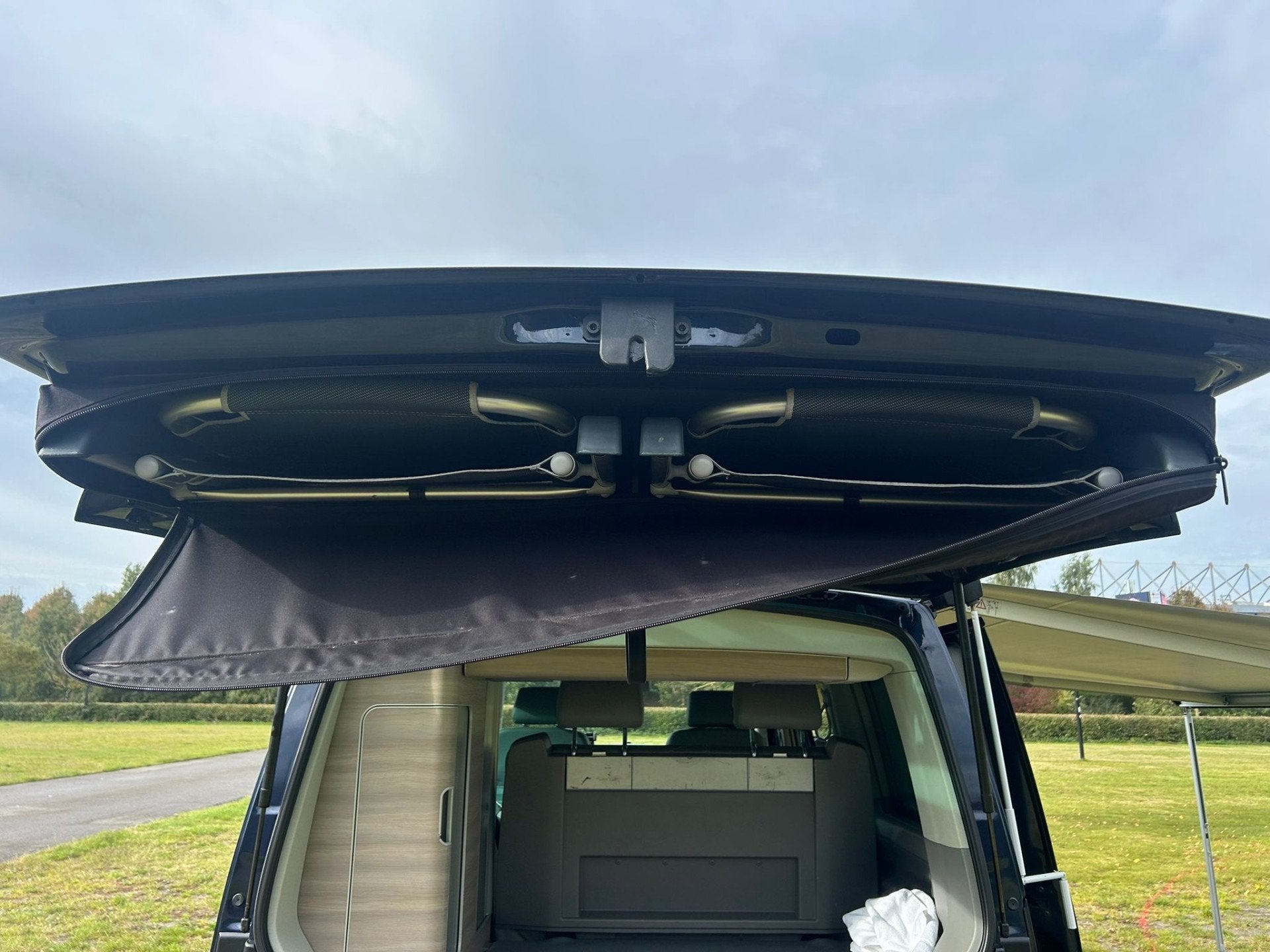 Foto 11 van Volkswagen California Transporter Buscamper 2.0 TDI 140 PK E