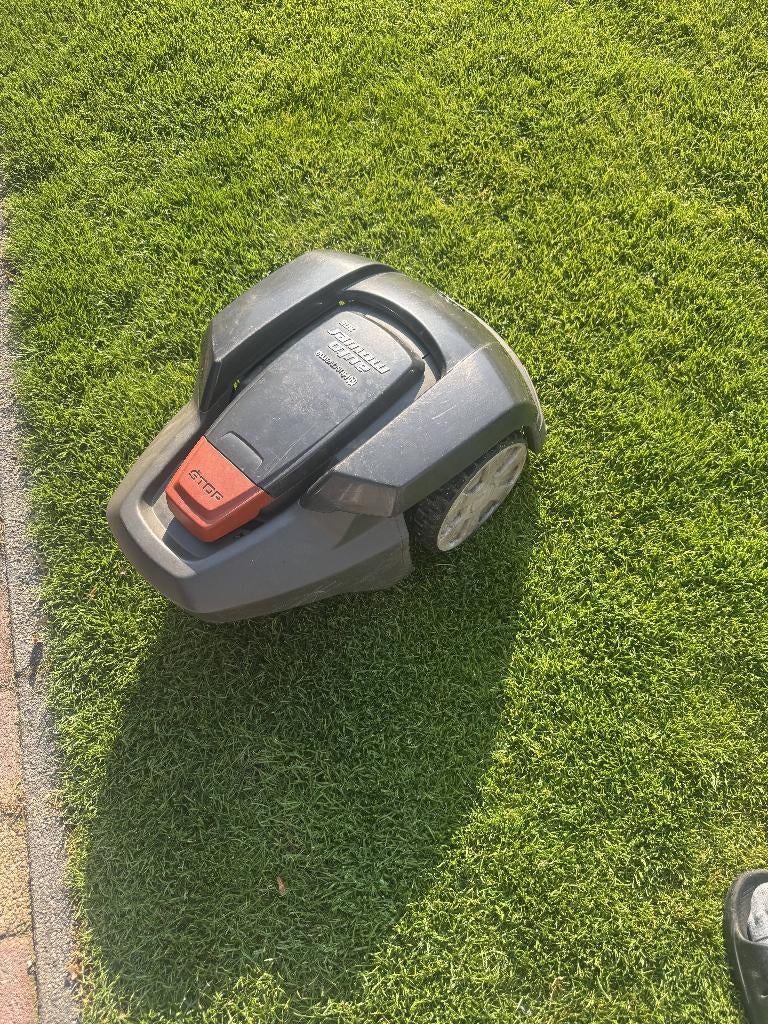 robotmaaier husqvarna 305, Ophalen, Gebruikt, 20 tot 25 cm, Husqvarna