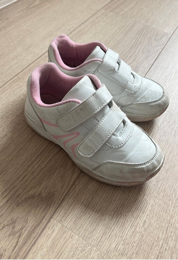Gymschoenen maat 30, Kinderen en Baby's, Kinderkleding | Schoenen en Sokken, Ophalen of Verzenden, Jongen of Meisje, Sportschoenen