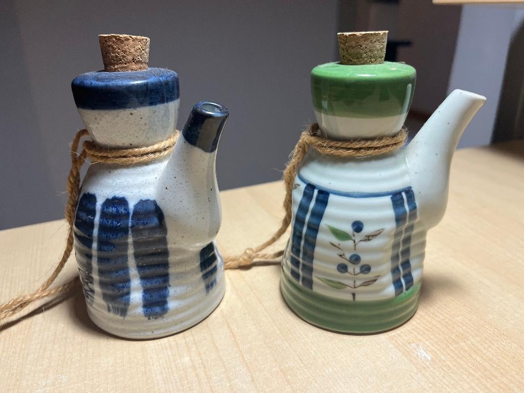 olie en azijn kruikjes, Antiek en Kunst, Antiek | Keramiek en Aardewerk, Ophalen