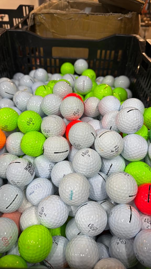 50 Vice Pro golfballen AAAA, Ophalen of Verzenden, Zo goed als nieuw, Bal(len)