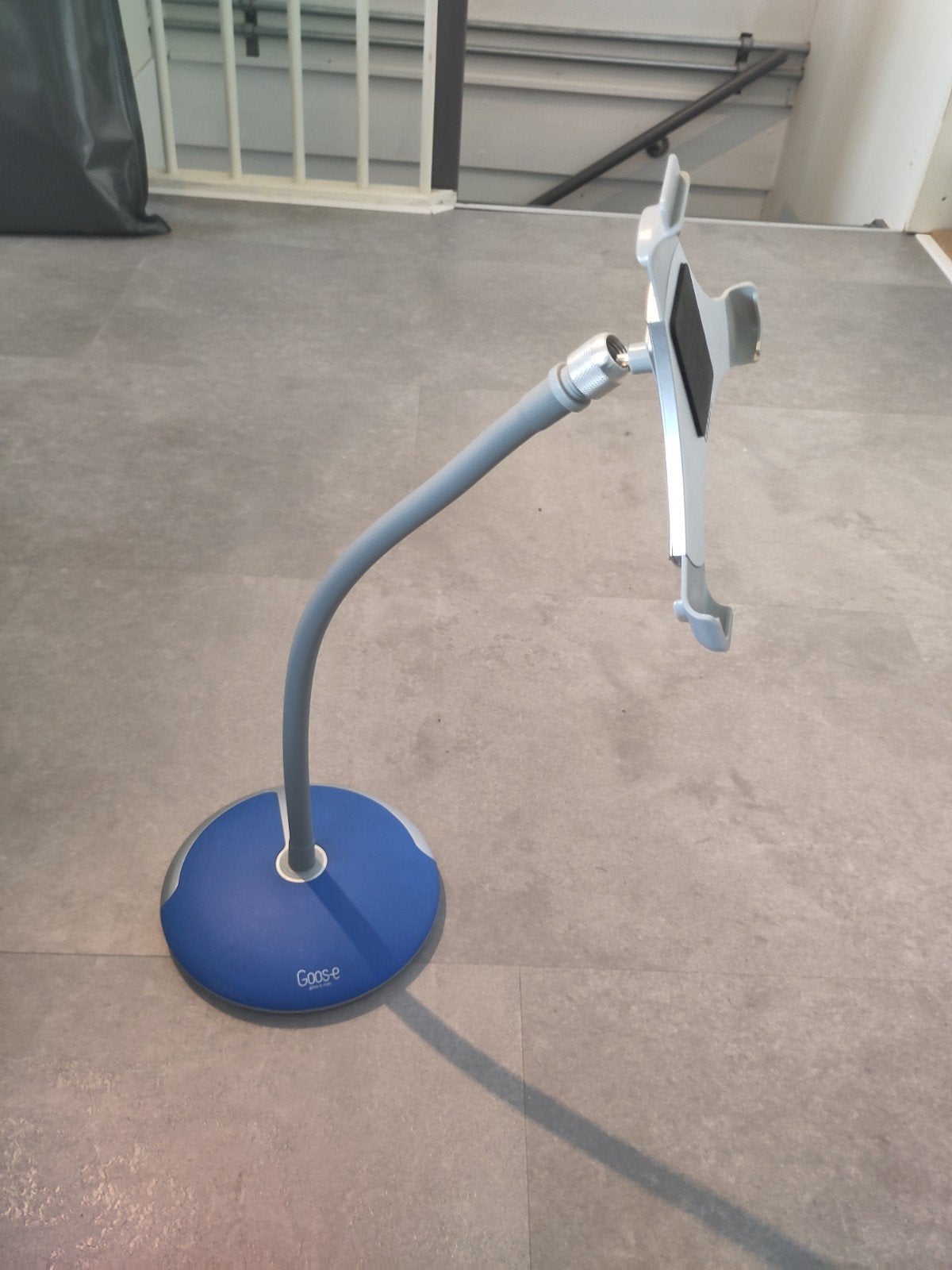 Goose-e tablet standaard, Ophalen of Verzenden, Zo goed als nieuw, 10 inch, Overige typen