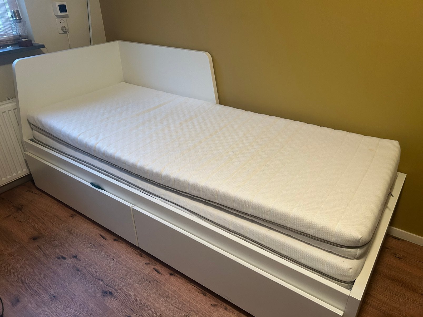 Flekke bedbank uitschuifbaar 80x200 160x200, Huis en Inrichting, Slaapkamer | Bedden, Ophalen, Eenpersoons, Wit, 80 cm