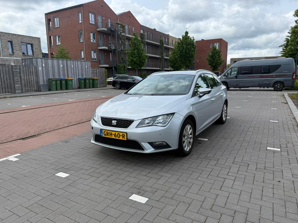 Seat Leon 1.2 TSI 2015 - Stoelverwarming - Cruisecontrol, Stof, 4 cilinders, Particulier, 1300 kg