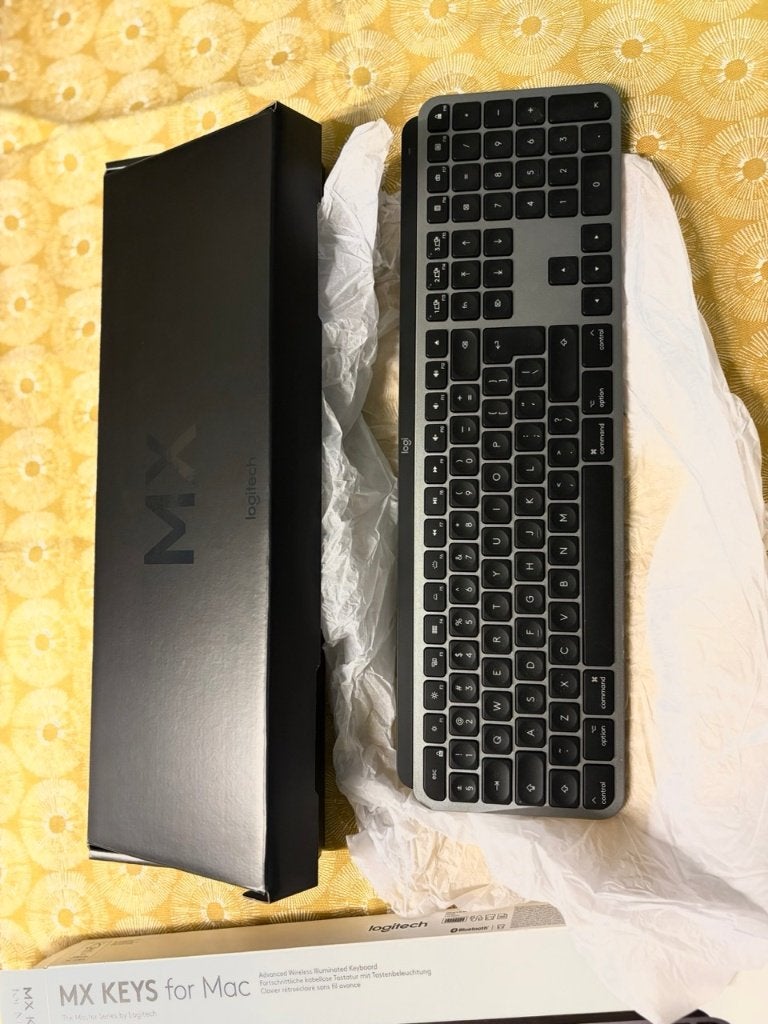 Logitech MX Keys Toetsenbord & MX Master 3 Muis Set (Mac), Computers en Software, Toetsenborden, Logitech, Ophalen of Verzenden