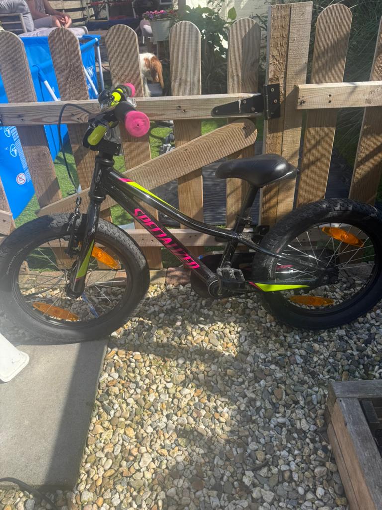 Fiets specialized voor kinderen, Ophalen, Zo goed als nieuw, Staal, 16 tot 20 inch