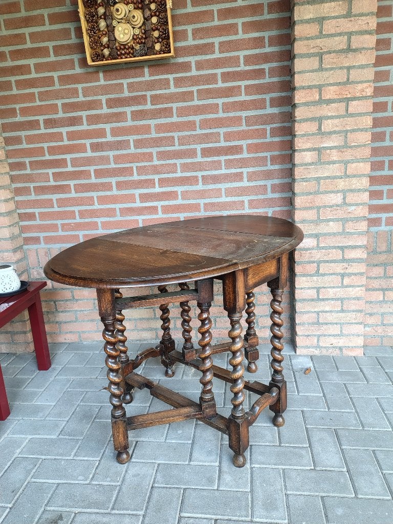 VINTAGE HANGOORTAFEL