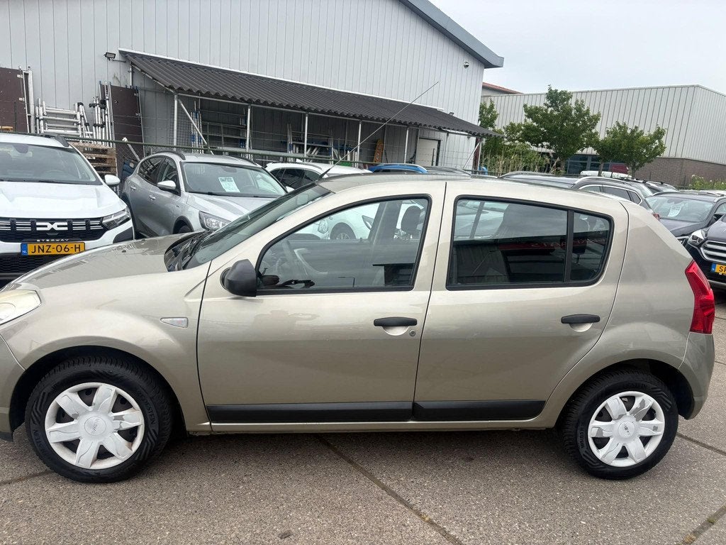 Dacia Sandero 1.4 Ambiance Airco, radio, Voorwielaandrijving, Stof, 1011 kg, 4 cilinders