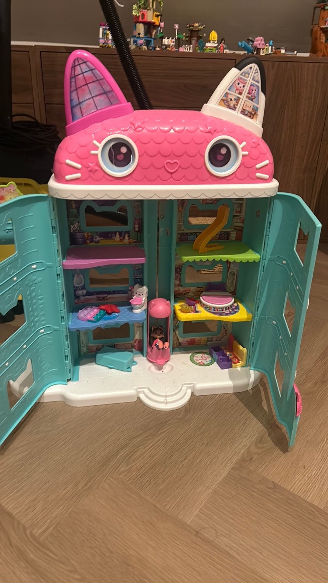 Gabby poppenhuis, Ophalen, Zo goed als nieuw, Poppenhuis