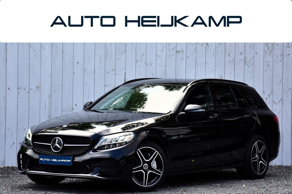 Mercedes-Benz C-klasse 300 e Business Solution AMG Limited, Automaat, Achterwielaandrijving, Zwart, 320 pk