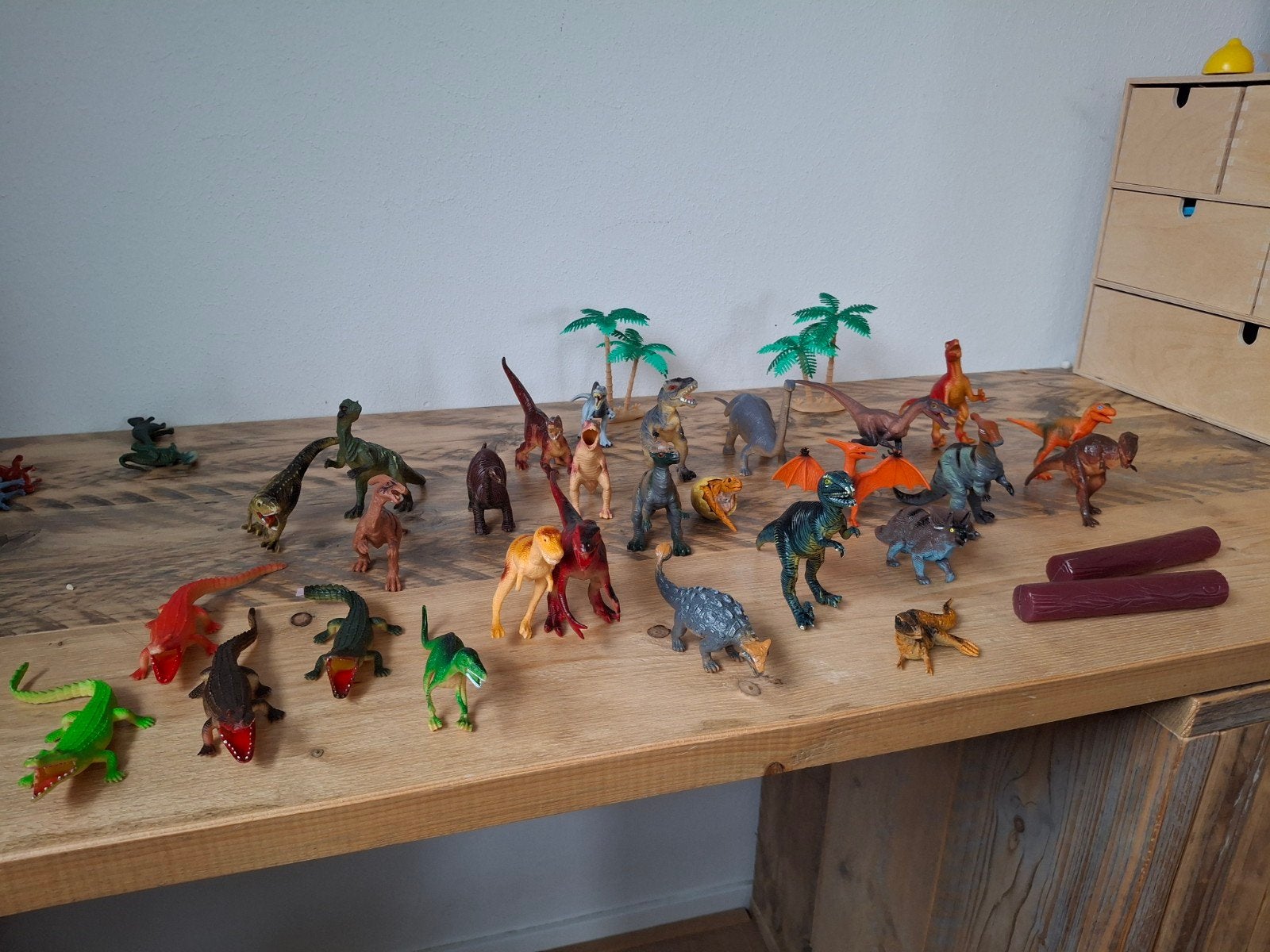 Grote verzameling dinosaurussen en accessoires, Ophalen of Verzenden, Gebruikt