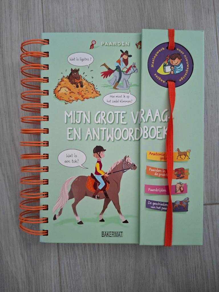 Mijn Grote Vraag- en Antwoordboek Paarden, Boeken, Ophalen of Verzenden, Zo goed als nieuw, Larousse Jeunesse, Non-fictie