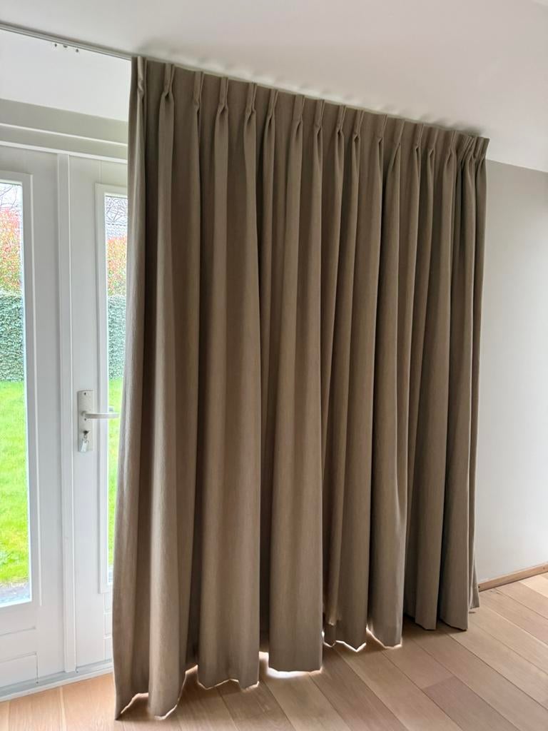 Gordijnen, verduisterend - Nieuw, Ophalen, 200 cm of meer, Beige, Nieuw