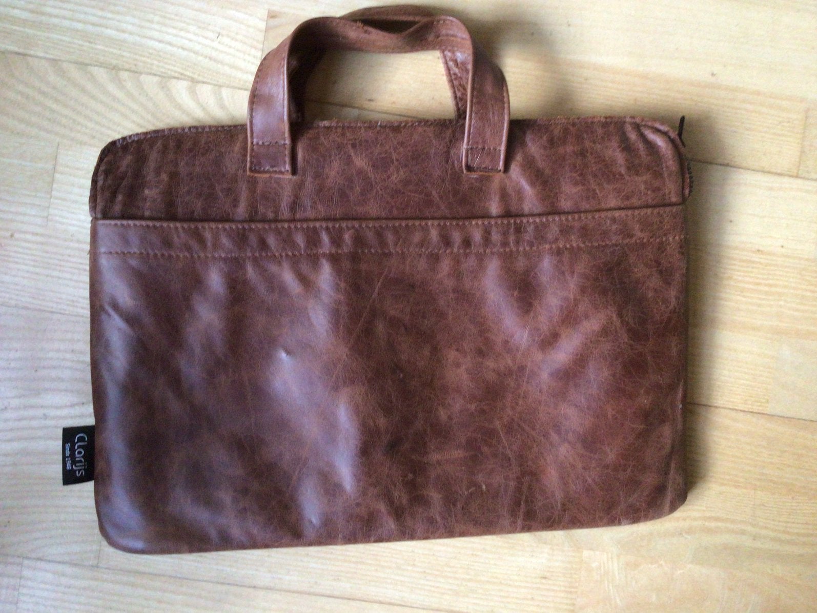 Clarijs lederen laptop sleeve, Computers en Software, Ophalen of Verzenden, Zo goed als nieuw