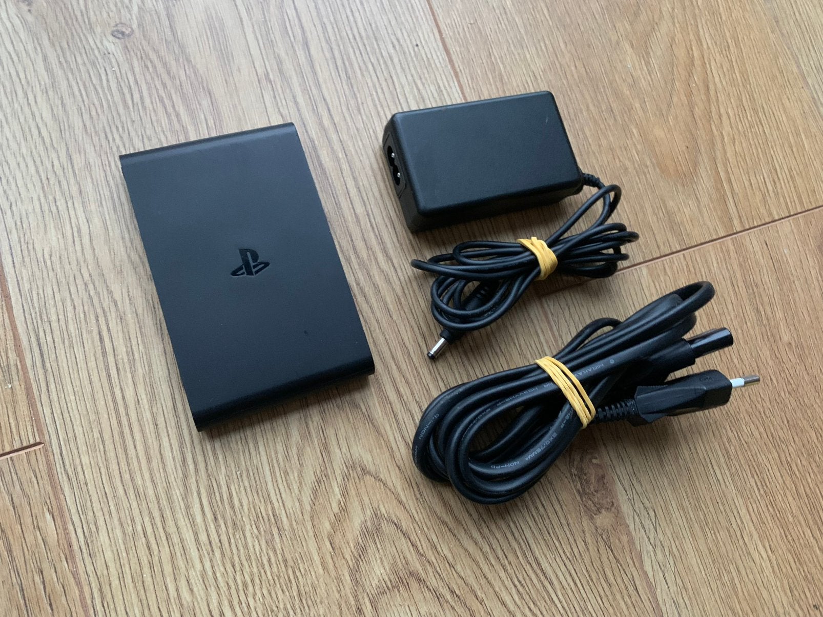Playstation TV (PS TV) Incl Adapter Zeer Netjes!!!, 1 speler, Ophalen of Verzenden, Zo goed als nieuw