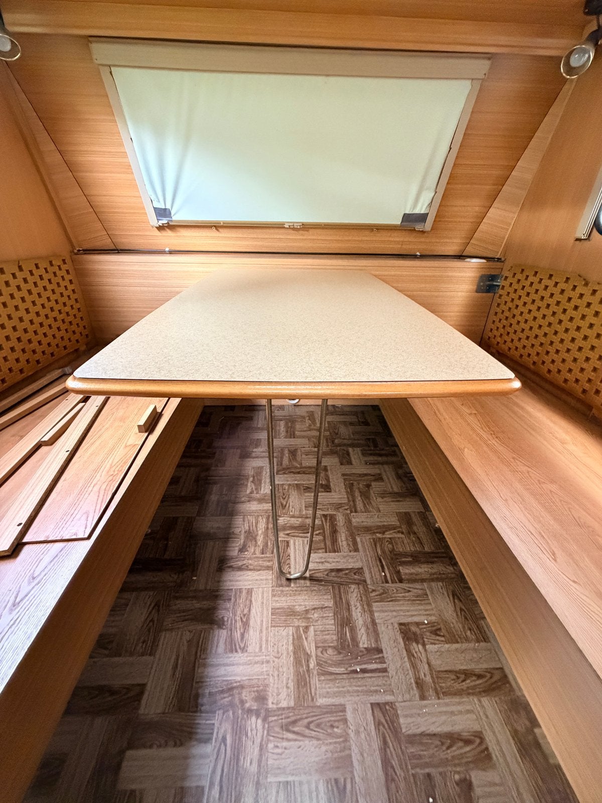 Dethleffs tafel, Ophalen, Gebruikt