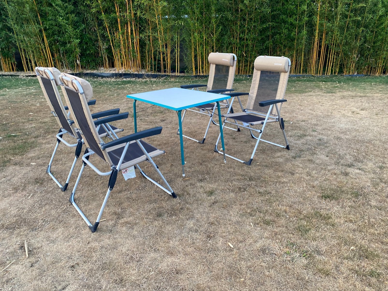 Campingtafel ⛺️, Ophalen, Zo goed als nieuw, Campingkast