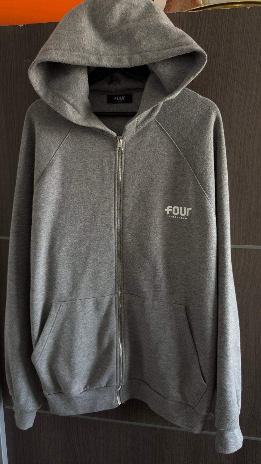 Four Amsterdam vest maat L, Kleding | Heren, Truien en Vesten, Ophalen of Verzenden, Zo goed als nieuw, Maat 52/54 (L), Grijs