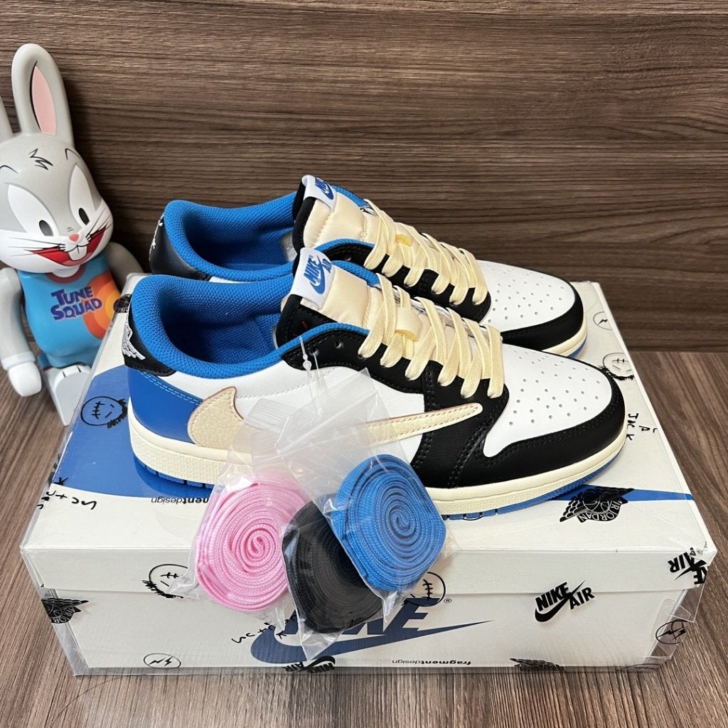 Nike Air Jordan 1 Low Travis Scott Military Blue, Verzenden, Nieuw, Overige kleuren, Sneakers of Gympen