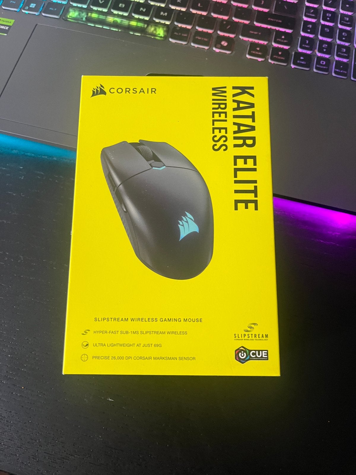 Corsair Katar Elite RGB Draadloze Gaming Muis - Nieuw, Verzenden, Nieuw, Gaming muis