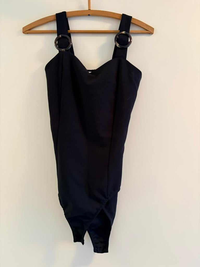 Most Wanted zwarte body met ringdetails, Ophalen of Verzenden, Zo goed als nieuw