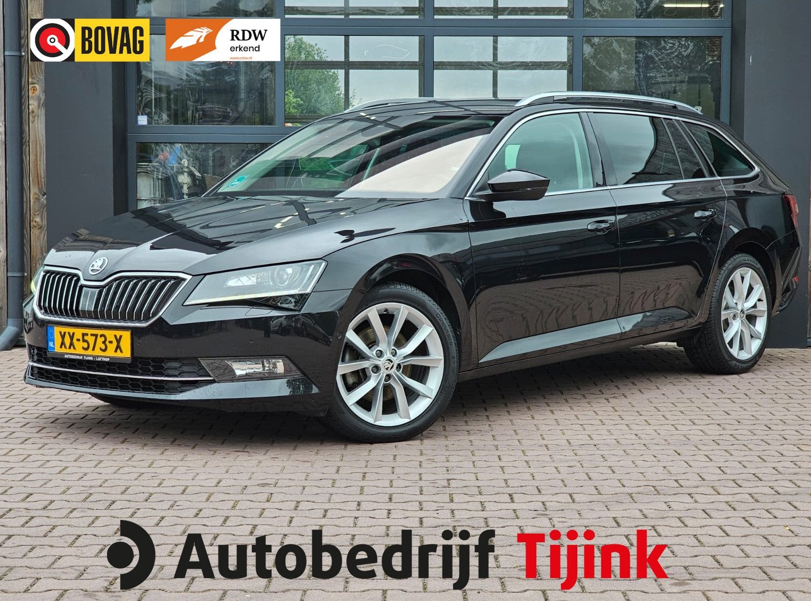 Skoda Superb Combi 1.5 TSI ACT Style Business | Navi | Camer, Auto's, 12 maanden, Euro 6, 4 cilinders, Zwart