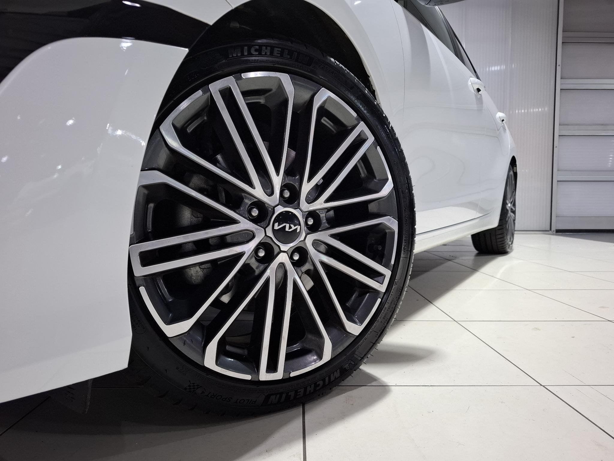 Kia Ceed Sportswagon 1.5 T-GDi GT-PlusLine AUTOMAAT, Stoel e, Auto's, Gebruikt, Euro 6, 4 cilinders, 610 kg