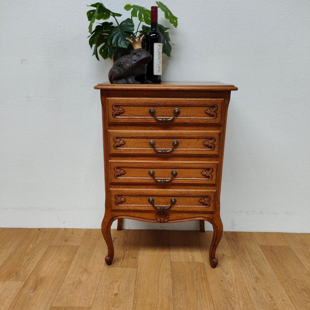 Vintage Queen Ann ladekastje ladekast bijzetkastje 609, Valkenswaard, Gebruikt, Info@flashbackfurniture.nl, Eikenhout