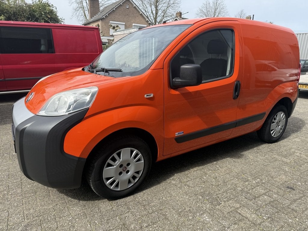 Fiat Fiorino 1.3 MJ 2016 AIRCO APK 1-27 Schuifdeur, Auto's, 21 km/l, Euro 5, Stof, Gebruikt