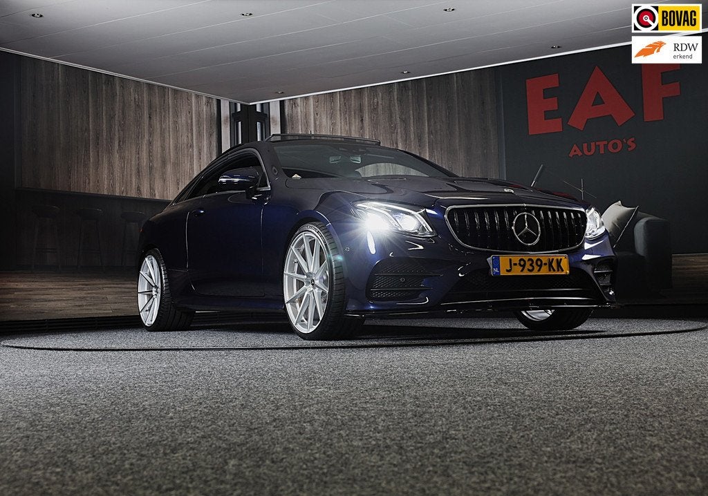 Mercedes-Benz E-klasse Coupé 200 AMG Line / Aut / Leder / B, Auto's, Automaat, 4 cilinders, Leder, Hybride Elektrisch/Benzine